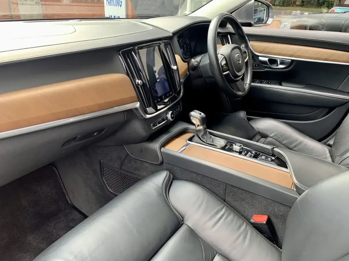 Usado Volvo S90 Inscription 2018 Cinzento Sedan