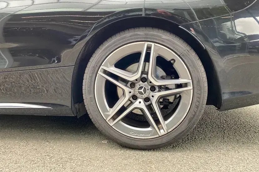 Used Mercedes C200 AMG Line Premium 195 HP (143 kW) 2019 Obsidian black Coupe