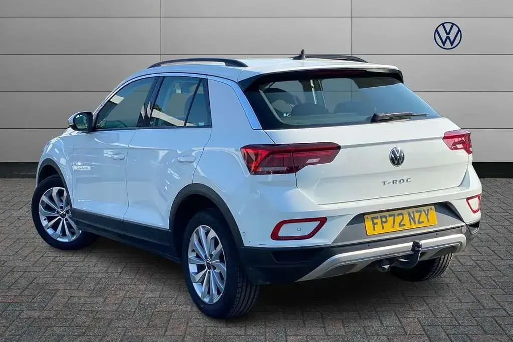 Used VW T-Roc Life 110 HP (80 kW) 2022 White SUV
