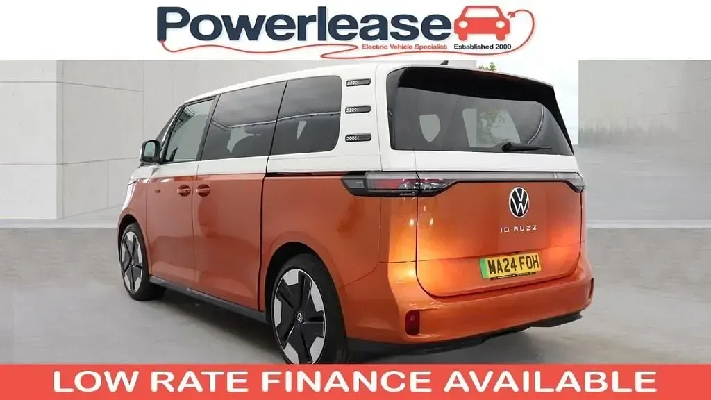 Used VW ID. Buzz Pro 150 kW (204 HP) 2024 White MPV