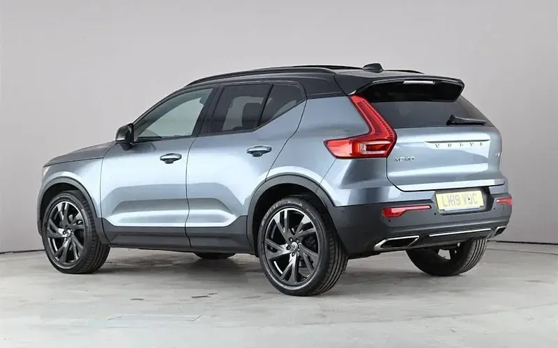 Used Volvo XC40 R-Design Pro 247 HP (181 kW) 2019 Grey SUV