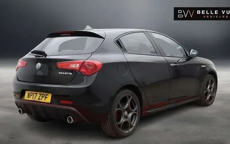 Used Alfa Romeo Giulietta Edizione Speciale 175 HP (128 kW) 2018 Hatchback