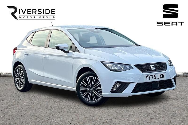 Glacial white Used 2025 Seat Ibiza SE Technology Hatchback | £16,990 (Fair price) - Image 1/4