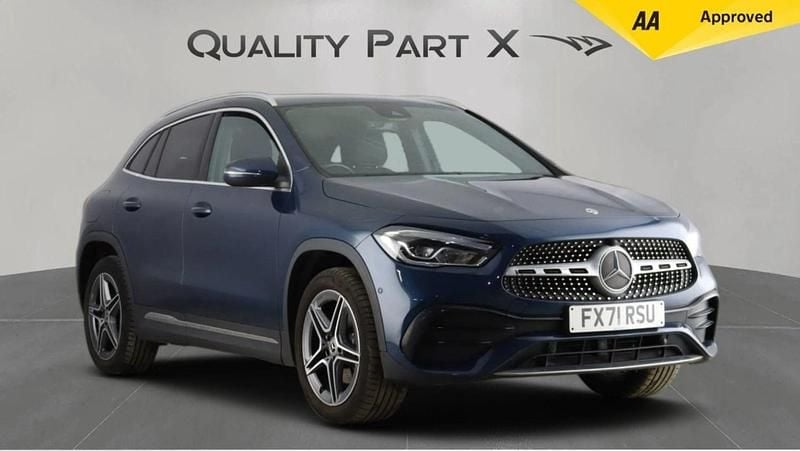Used Mercedes GLA250 Exclusive 2021 Blue SUV