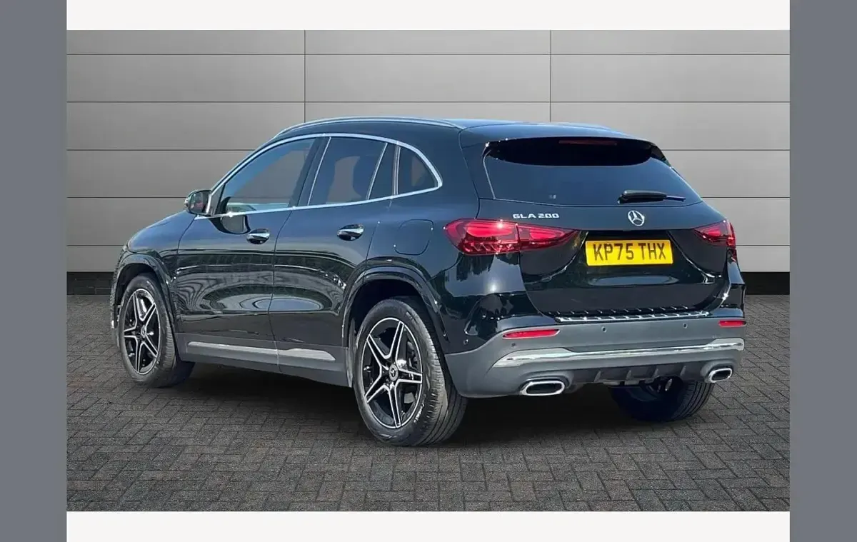 Used Mercedes GLA200 Executive 161 HP (118 kW) 2025 Black SUV