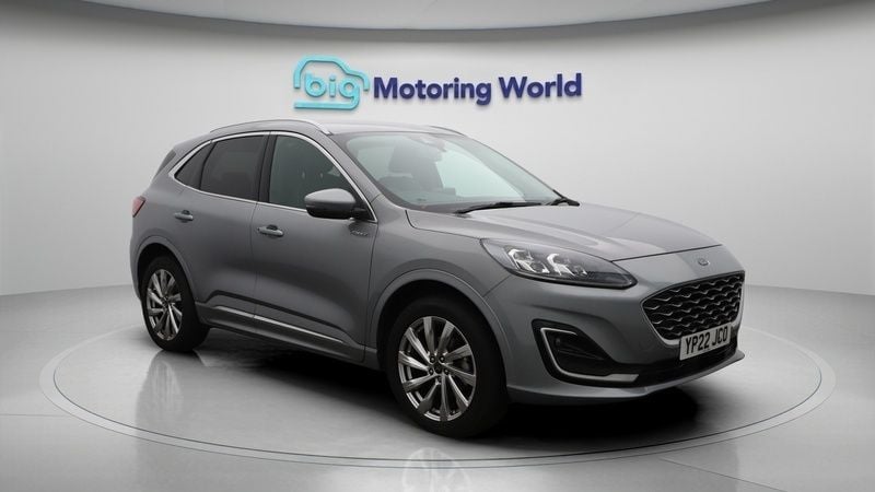 Silver Used 2022 Ford Kuga Vignale SUV | £19,000 (Good price) - Image 1/4