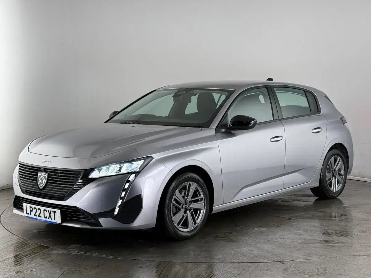 Second-hand Peugeot 308 Active Premium 131 CP (96 kW) 2022 Gri Hatchback