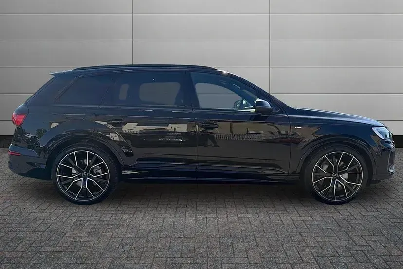 Used Audi Q7 Black Edition 286 HP (210 kW) 2026 Black SUV