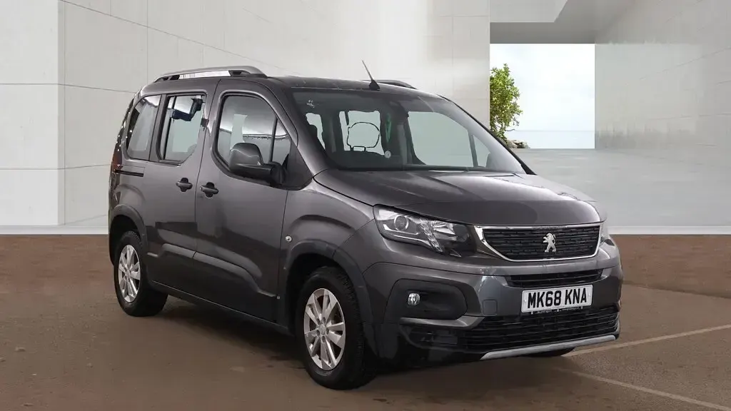 Used Peugeot Rifter Allure 2018 Grey MPV