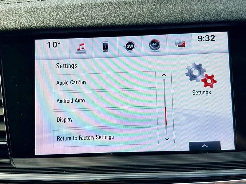 Used Suzuki Vitara SZ-T 2023 Gold/black two tone SUV