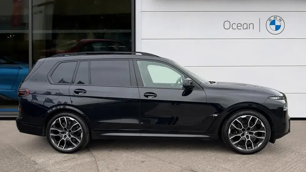 Used BMW X7 M Sport 523 HP (384 kW) 2025 Black SUV