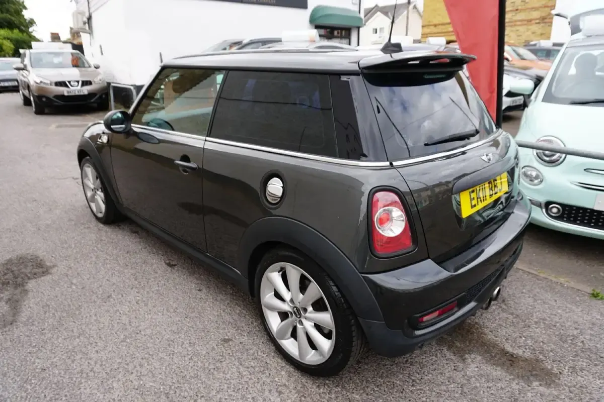 Used Mini Cooper S Hatch 184 HP (135 kW) 2011 Grey Hatchback
