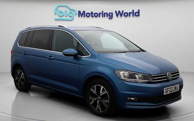 Used 2026 VW Touran SEL MPV | £23,800 (Super price) - Image 1/4