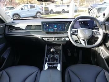 Used MG HS Trophy 169 HP (124 kW) 2025 Red SUV