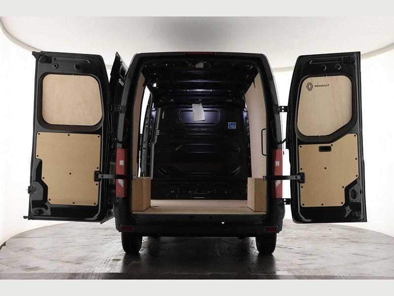 Novo Renault Master 2026 Preto Monovolume