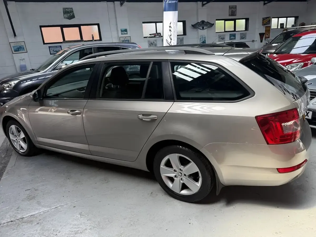 Used Skoda Octavia SE 150 HP (110 kW) 2015 Beige Estate