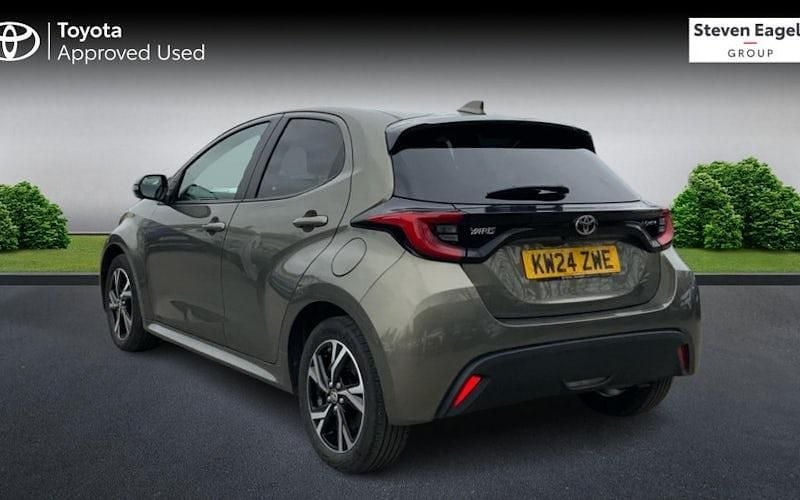 Used Toyota Yaris Hybrid Design 116 HP (85 kW) 2026 Hatchback