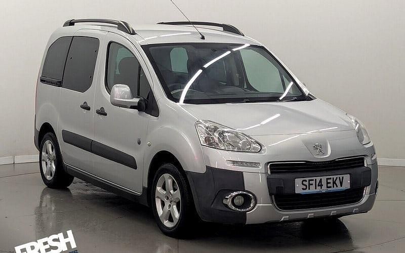 Used 2014 Peugeot TePee Outdoor Estate | £8,490 (Fair price) - Image 1/4