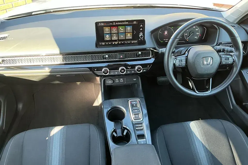 Używany Honda Civic Elegance 2022 Szary Hatchback