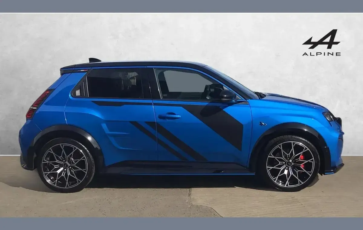 Used Alpine A290 161 kW (220 HP) 2025 Blue/black Hatchback