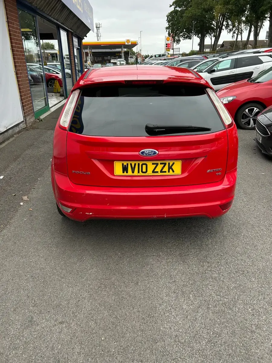 Used Ford Focus Zetec 2010 Red Hatchback