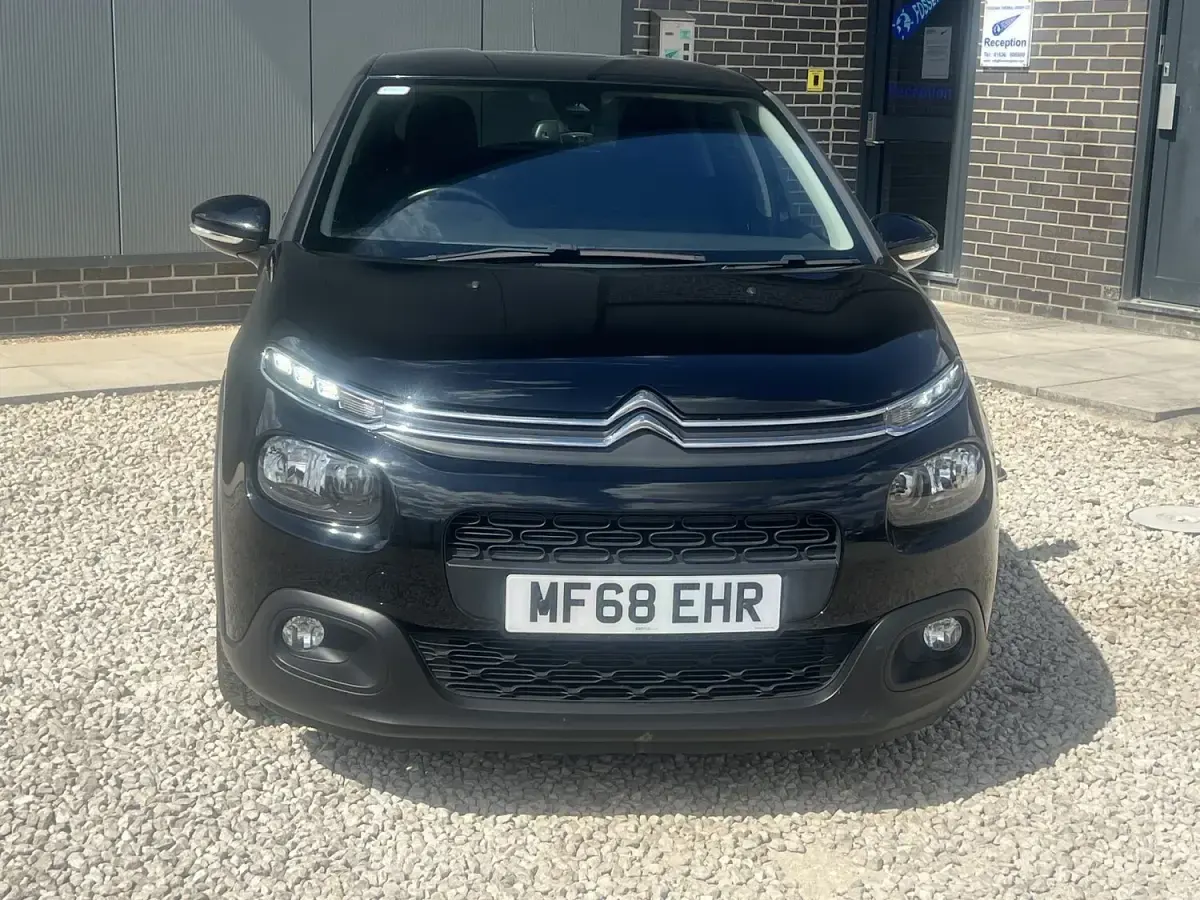 Used Citroën C3 Flair 80 HP (58 kW) 2018 Black Hatchback