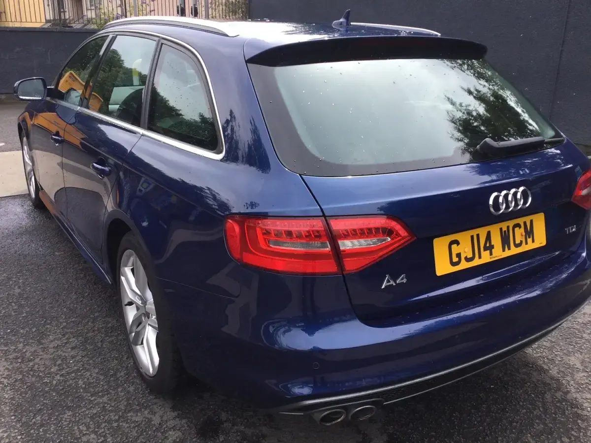 Used Audi A4 S-Line 2014 Blue Estate