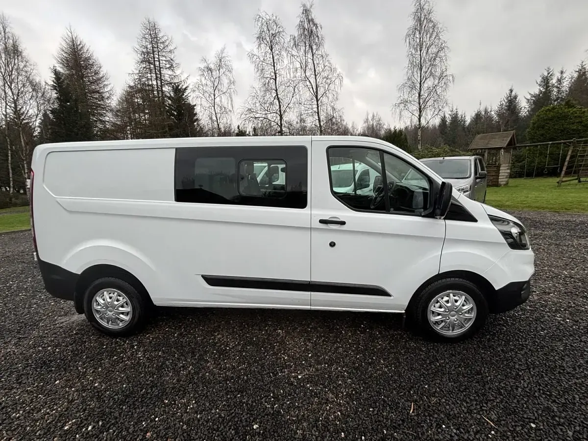 Used Ford Transit Custom 130 HP (95 kW) 2021 White Van