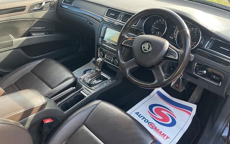Used Skoda Superb 170 HP (125 kW) 2015 Brown Estate
