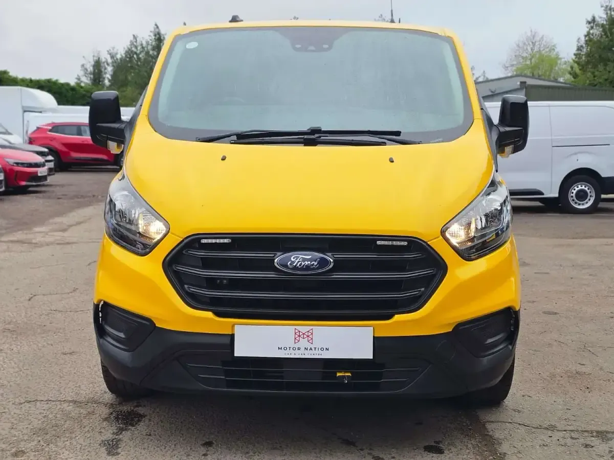 Used Ford Transit Custom S 130 HP (95 kW) 2022 Yellow Van