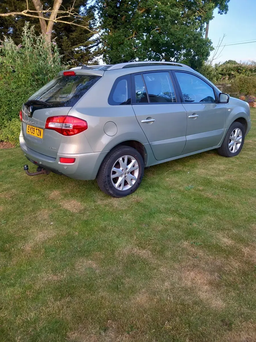 Used Renault Koleos Dynamique 150 HP (110 kW) 2009 Grey SUV