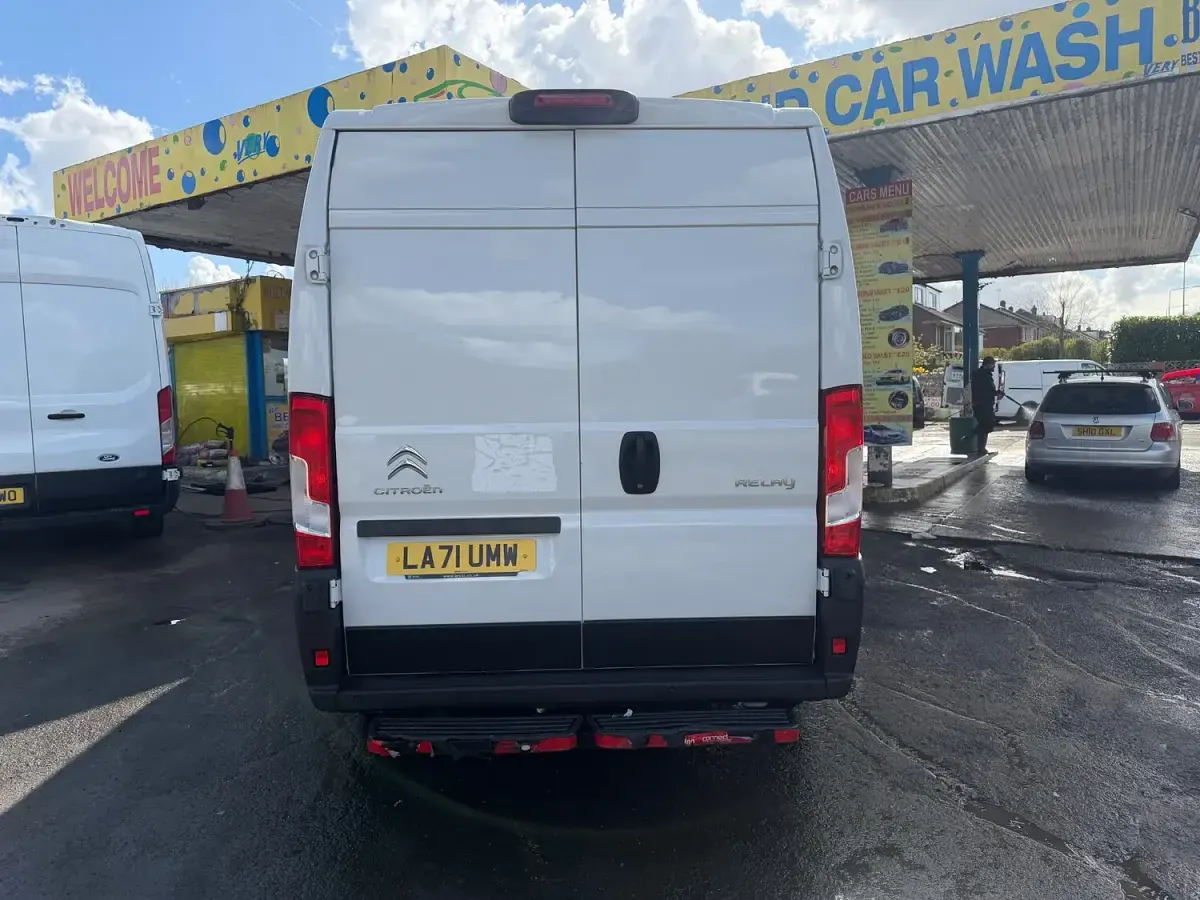 Used Citroën Relay 140 HP (102 kW) 2022 White Van