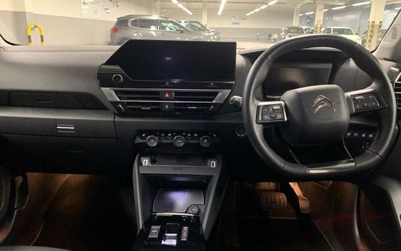 Used Citroën e-C4 Shine 100 kW (136 HP) 2023 Grey Hatchback