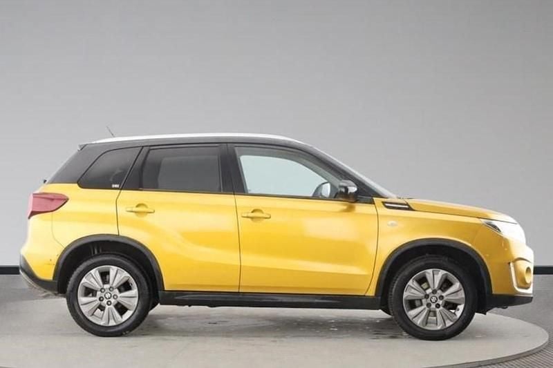 Used Suzuki Vitara SZ-T 129 HP (94 kW) 2023 Yellow SUV