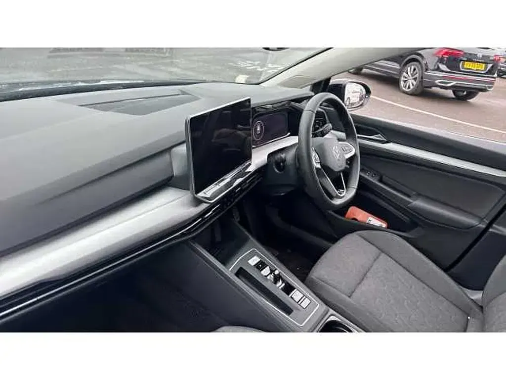 Used VW Golf VIII 272 HP (200 kW) 2025