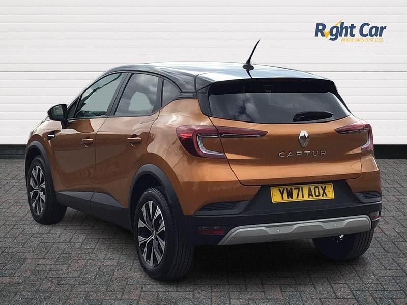 Usado Renault Captur LIMITED 91 HP (66 kW) 2022 Laranja SUV