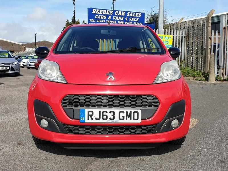 Second-hand Peugeot 107 Active 68 CP (50 kW) 2013 Roșu Hatchback
