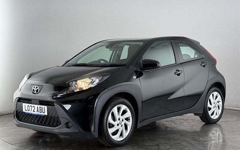 Used Toyota Aygo X PURE 72 HP (52 kW) 2025 SUV