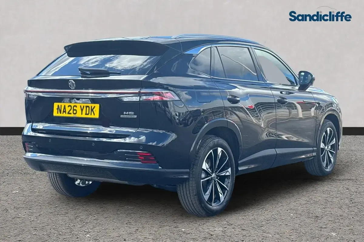 New MG HS Trophy 224 HP (164 kW) 2025 Metallic  black pearl SUV
