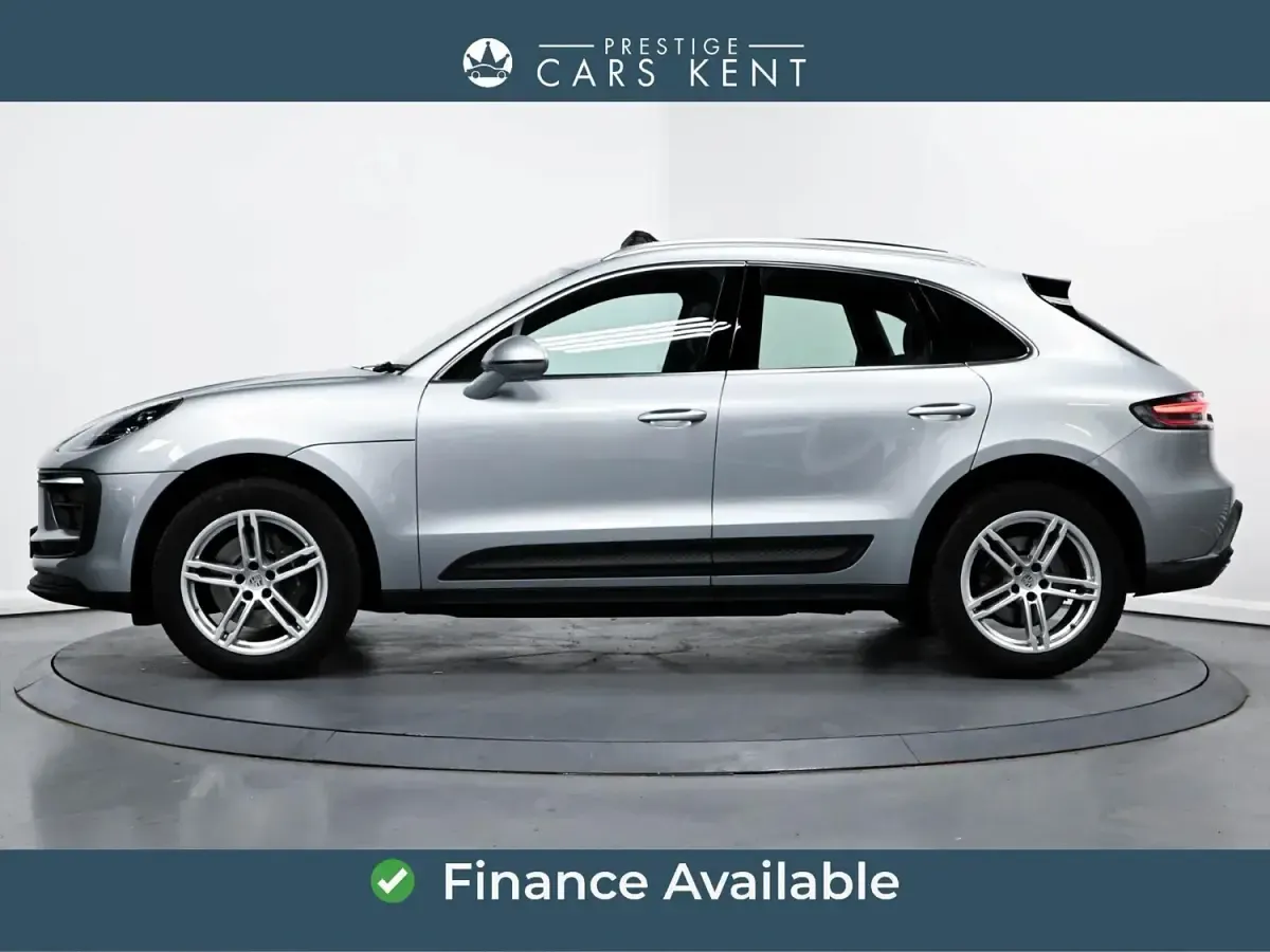 Używany Porsche Macan 265 KM (194 kW) 2023 Srebrny SUV