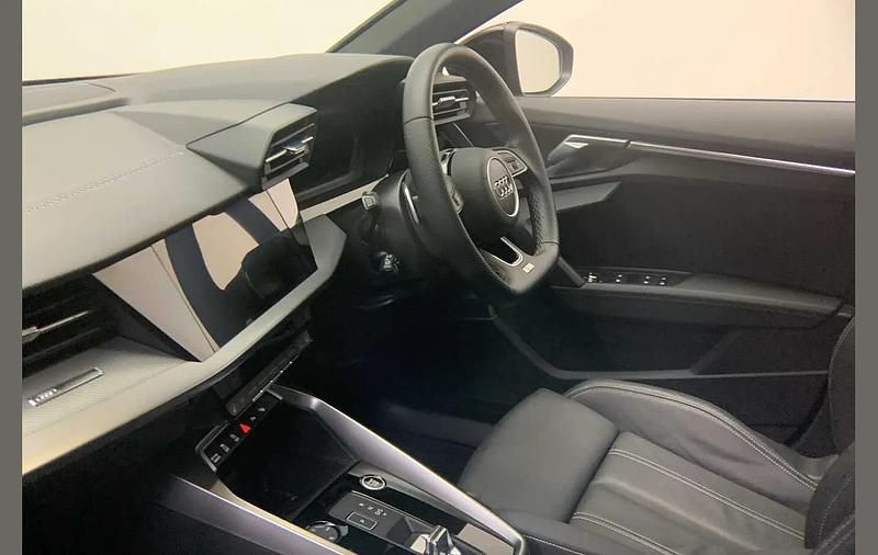 Used Audi A3 Black Edition 147 HP (108 kW) 2024 Blue Hatchback