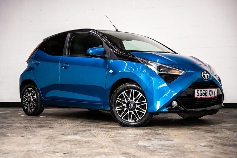 Blue Used 2018 Toyota Aygo X-clusiv Hatchback | £8,740 (Fair price) - Image 1/4