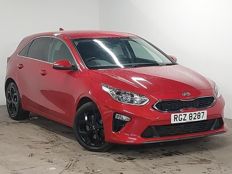 Red Used 2020 Kia Ceed Hatchback | £14,998 (Fair price) - Image 1/4