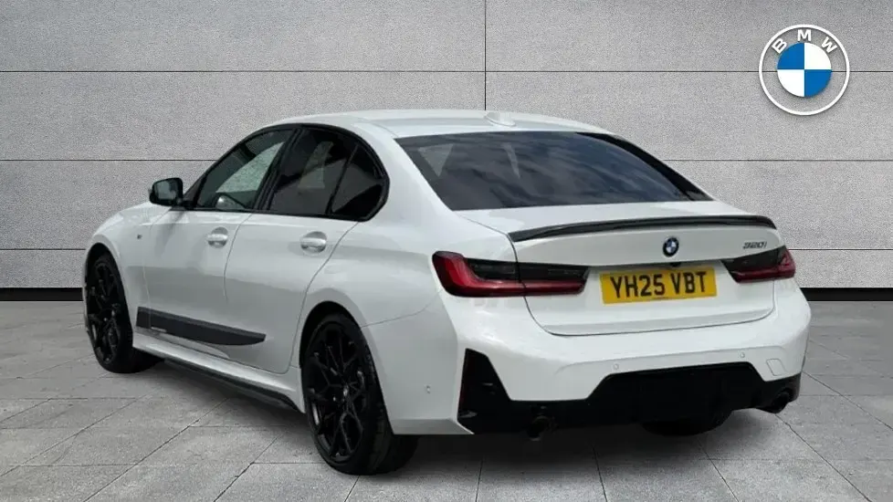 Used BMW 320 M Sport 181 HP (133 kW) 2025 White Sedan