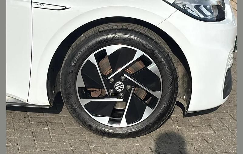 Used VW ID.3 Pro Performance 150 kW (204 HP) 2022 White Hatchback