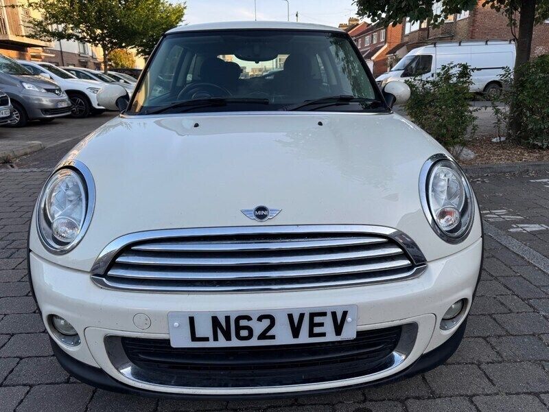 White Used 2012 Mini ONE Hatch Hatchback | £3,750 (Fair price) - Image 1/4