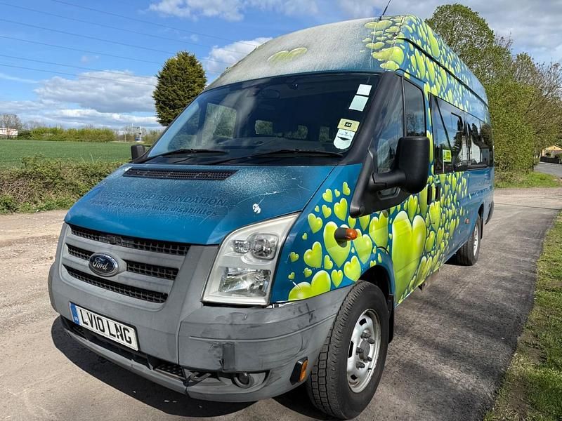 Used Ford Transit 140 HP (102 kW) 2010 White Van