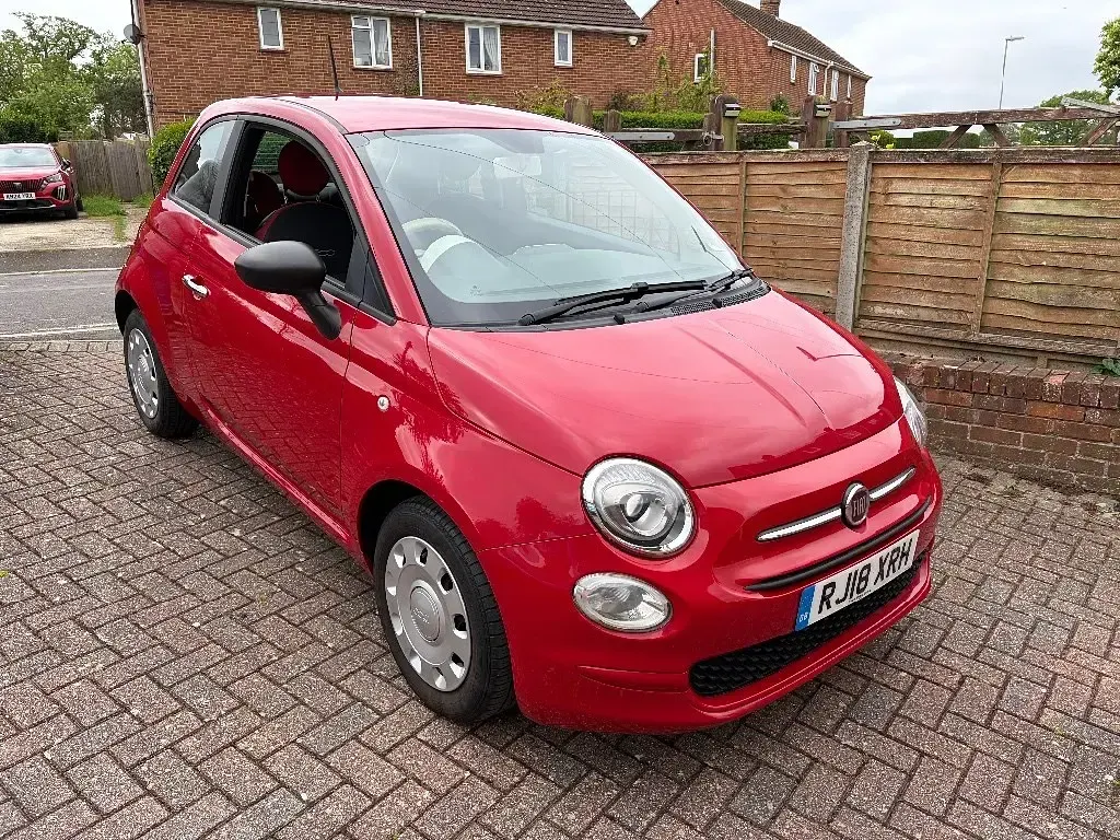 Usado Fiat 500 Pop 69 HP (50 kW) 2018 Vermelho Citadino