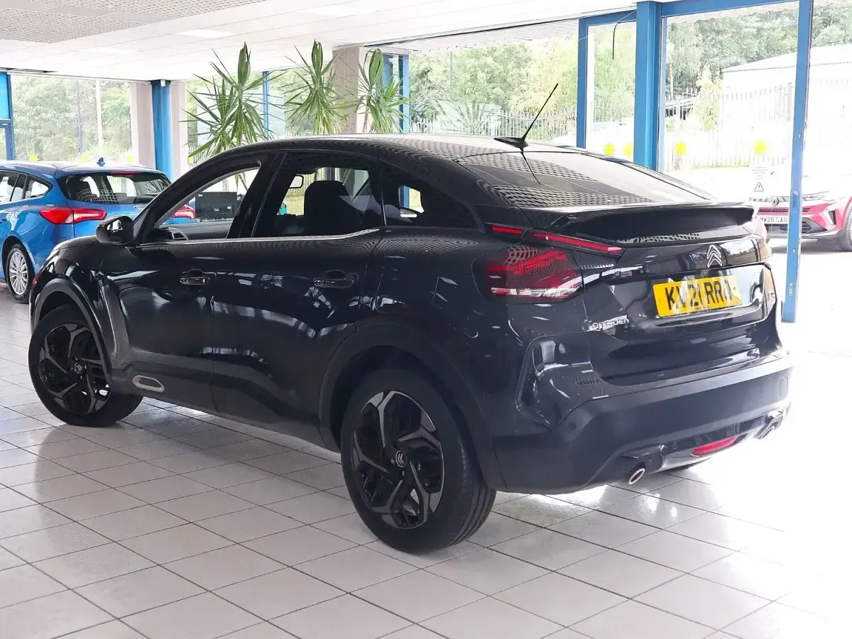 Used Citroën C4 PureTech 102 HP (75 kW) 2021 Black Hatchback
