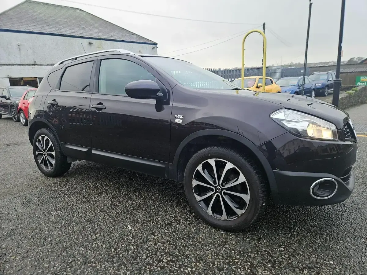 Used Nissan Qashqai N-TEC 110 HP (80 kW) 2011 Black SUV